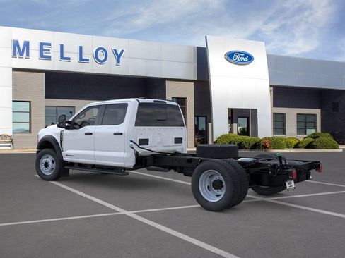New 2026 Ford F550 4x4 Crew Cab image 4