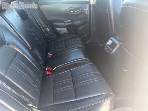 Used 2025 Honda HR-V EX-L image 28
