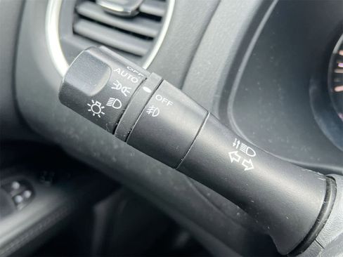 Used 2014 Nissan Pathfinder SL image 26