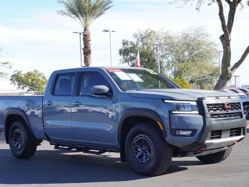 Certified 2025 Nissan Frontier PRO-4X image 4