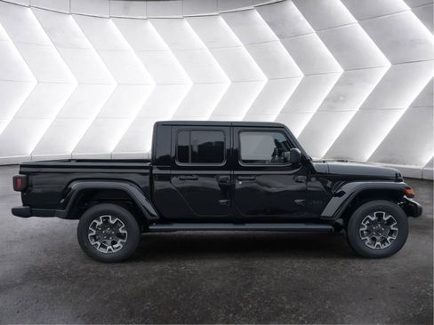 New 2026 Jeep Gladiator Mojave AWD/4WD image 6