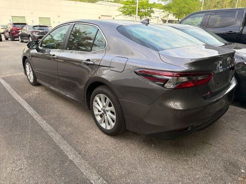 Used 2023 Toyota Camry LE image 2