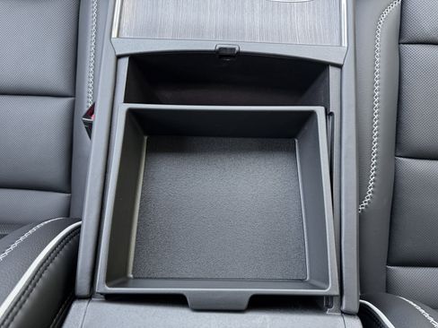 New 2026 GMC Acadia Denali w/ Super Cruise Package image 23