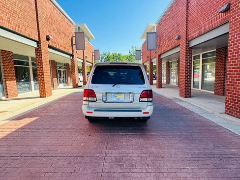 Used 2006 Lexus LX 470 4WD image 5