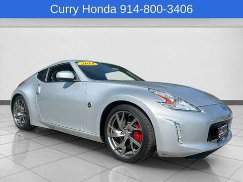 Used 2014 Nissan 370Z Touring w/ Sport Package RWD image 1