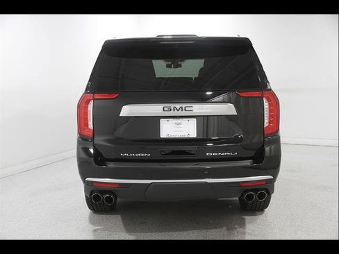 Used 2022 GMC Yukon Denali AWD/4WD image 23