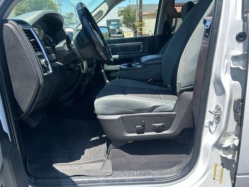 Used 2017 RAM 1500 Big Horn RWD image 6