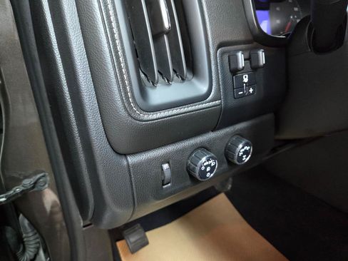 Used 2020 GMC Canyon Denali AWD/4WD image 33