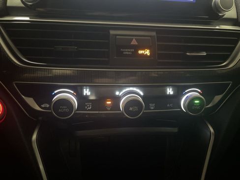 Used 2022 Honda Accord Sport image 18