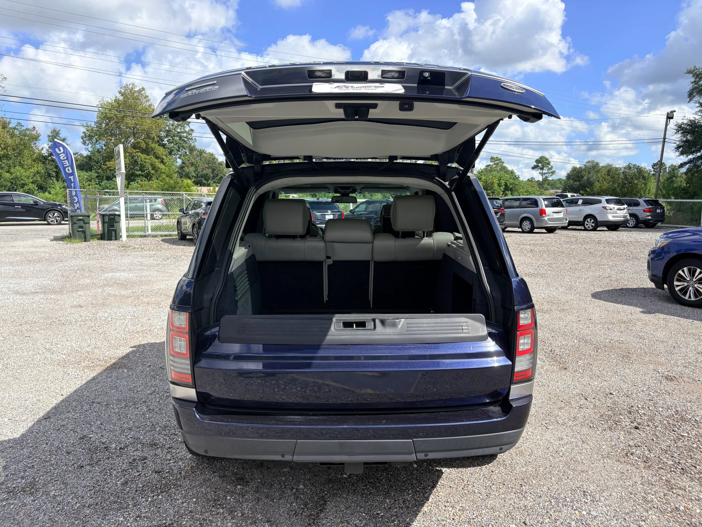 Used 2015 Land Rover Range Rover Long Wheelbase Autobiography AWD/4WD image 15