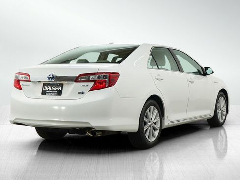 Used 2013 Toyota Camry XLE w/ Leather Pkg FWD image 5