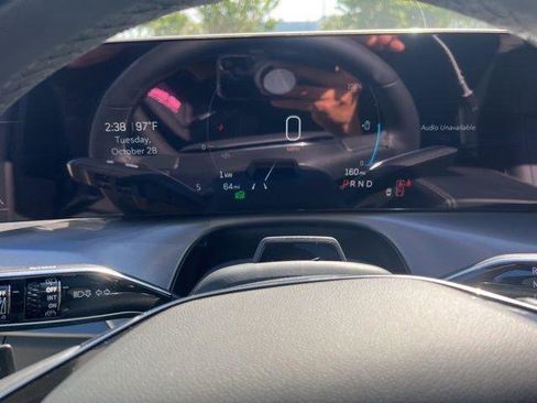 New 2026 Cadillac Vistiq Luxury AWD/4WD image 11
