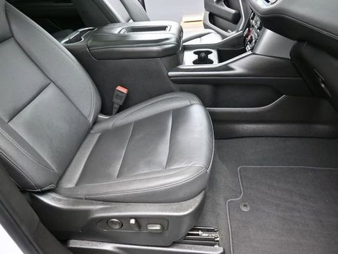 Used 2024 Chevrolet Tahoe LT w/ LT Signature Plus Package AWD/4WD image 28