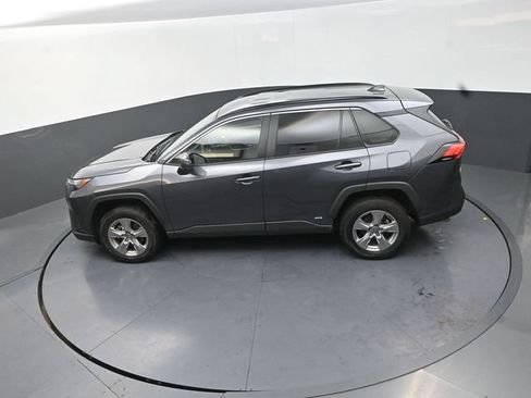 Used 2025 Toyota RAV4 LE AWD/4WD image 26