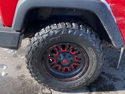 Used 2018 Jeep Wrangler Sport image 20