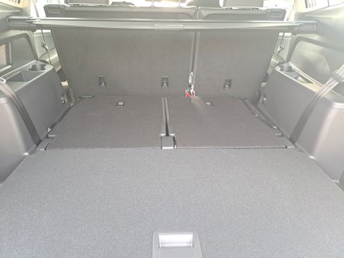 New 2026 Volkswagen Atlas SEL Premium R-Line image 13