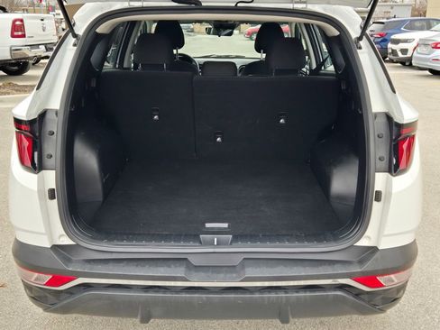 Used 2022 Hyundai Tucson SE image 19
