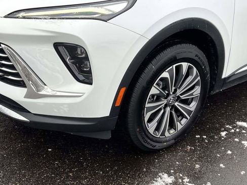 New 2026 Buick Envision Preferred image 9