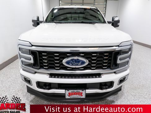 Used 2025 Ford F450 Platinum w/ Platinum Plus Package image 7