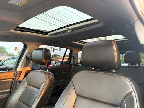 Certified 2023 GMC Acadia SLT w/ Elevation Edition AWD/4WD image 22