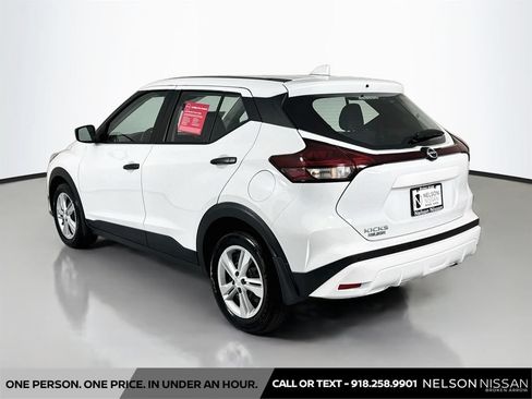 Certified 2025 Nissan Kicks Play S FWD image 7