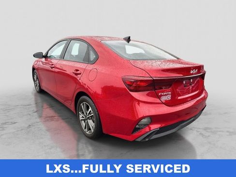Used 2023 Kia Forte LXS FWD image 3