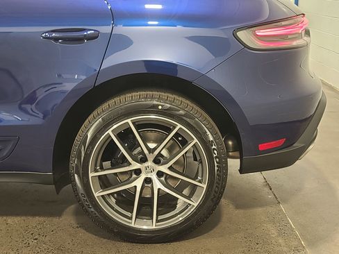 New 2026 Porsche Macan image 35