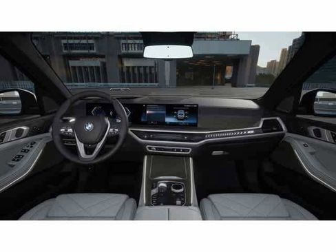 Used 2026 BMW X5 xDrive40i AWD/4WD image 10