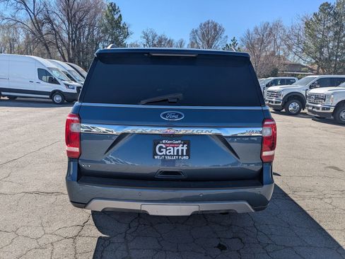 Used 2020 Ford Expedition Max XLT w/ Equipment Group 202A image 5