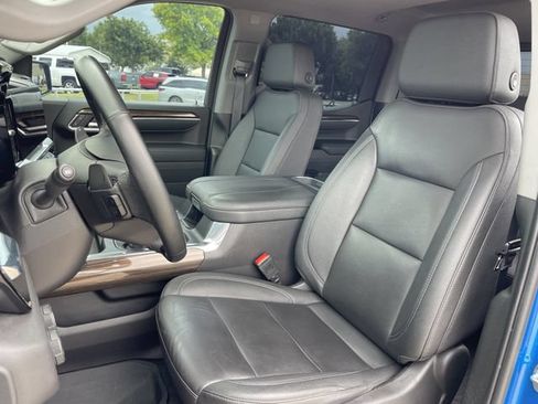 Used 2024 Chevrolet Silverado 1500 LT Trail Boss w/ LT Trail Boss Premium Package AWD/4WD image 25