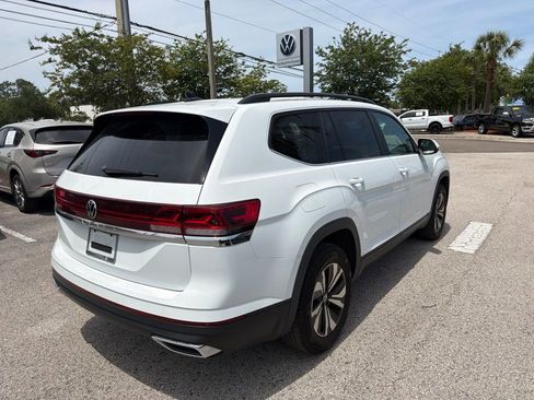 Certified 2024 Volkswagen Atlas SE FWD image 15