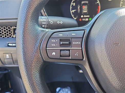 Used 2023 Honda CR-V LX image 19