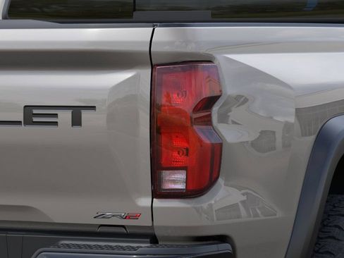 New 2026 Chevrolet Colorado ZR2 AWD/4WD image 11
