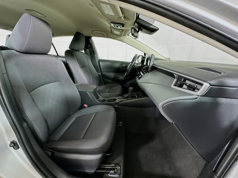 Used 2024 Toyota Corolla LE FWD image 28