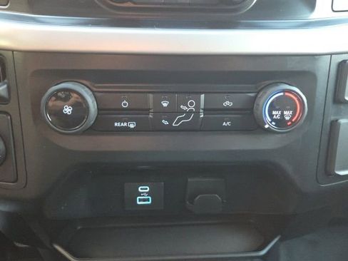 Used 2023 Ford F150 XLT image 30
