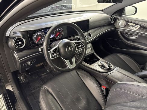 Used 2019 Mercedes-Benz E 300 4MATIC image 13
