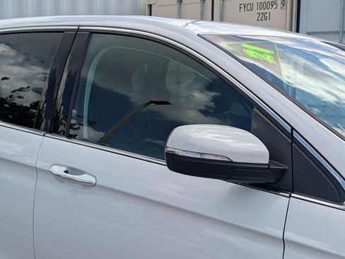 Certified 2021 Ford Edge Titanium FWD image 11