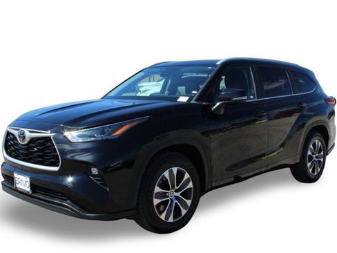 Used 2023 Nissan Pathfinder Platinum w/ Lighting Package (N93) image 1