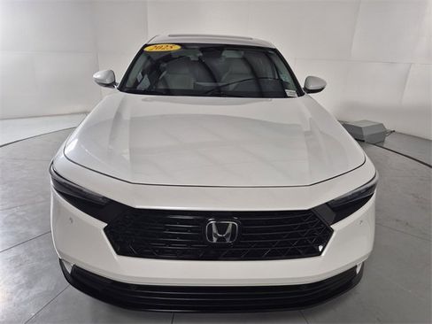 Used 2025 Honda Accord EX-L image 8