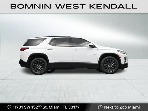 Used 2023 Chevrolet Traverse RS image 25