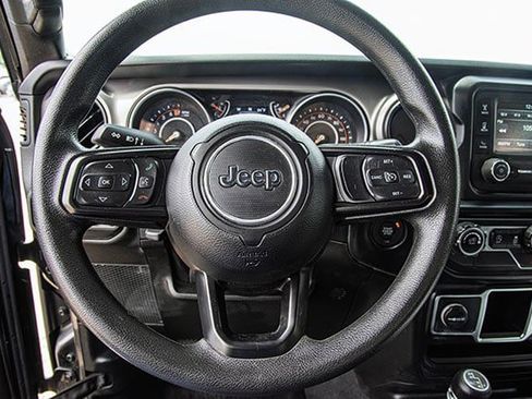 Used 2019 Jeep Wrangler Unlimited Sport AWD/4WD image 8
