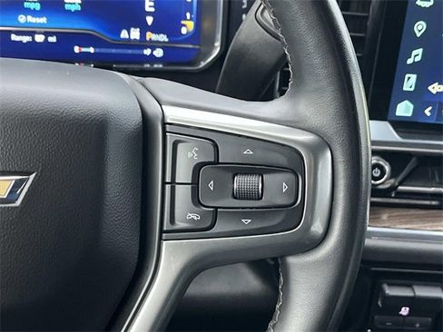 Used 2024 Chevrolet Silverado 3500 LT image 20