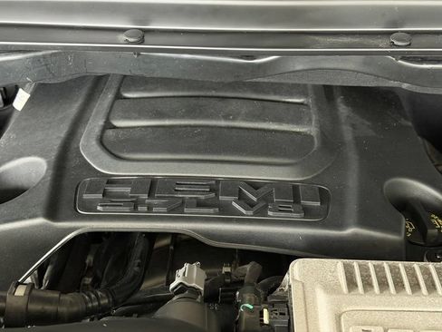 Used 2023 RAM 1500 Laramie RWD image 13
