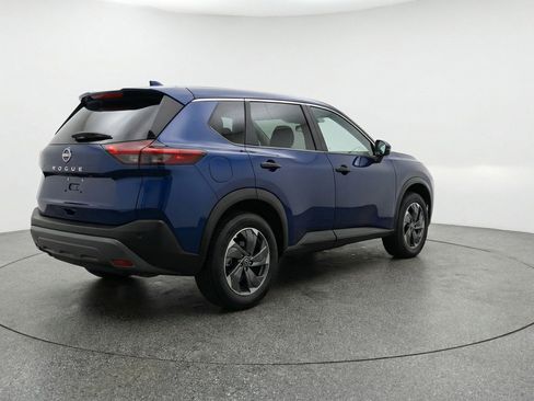 Used 2025 Nissan Rogue SV FWD image 9