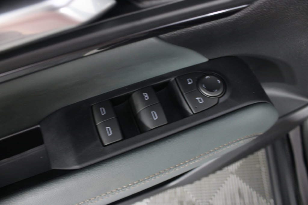 New 2027 GMC Terrain AT4 AWD/4WD image 14