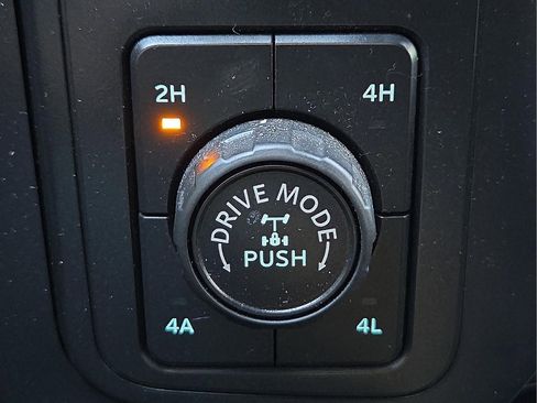 Used 2022 Ford F150 Raptor w/ Equipment Group 801A High image 18