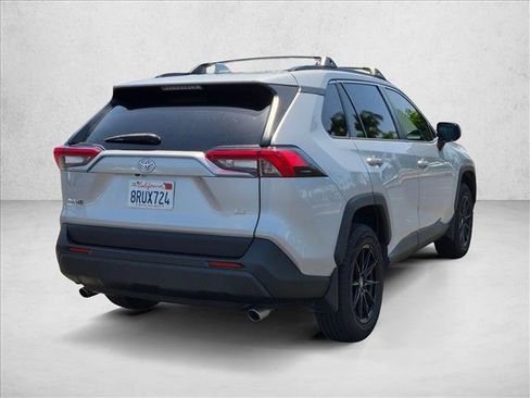 Used 2020 Toyota RAV4 LE w/ All Weather Liner Package FWD image 5