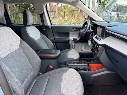 Certified 2023 Ford Maverick XLT image 27