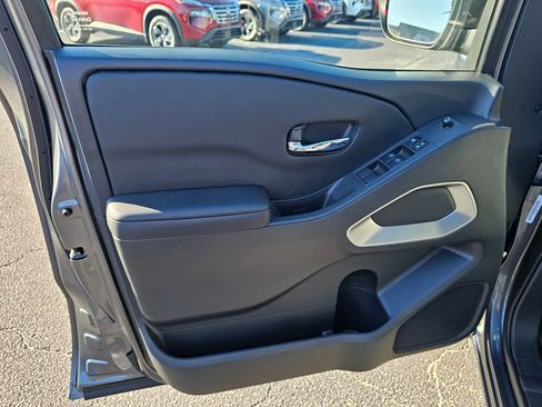 New 2026 Nissan Frontier SV w/ SV Convenience Package image 12