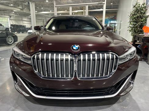 Used 2020 BMW 750i xDrive w/ Executive Package AWD/4WD image 18